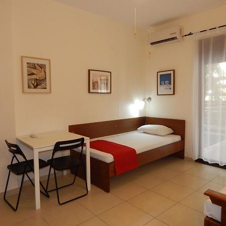 Apartamento Kripis Studio Pefkochori Habitación foto